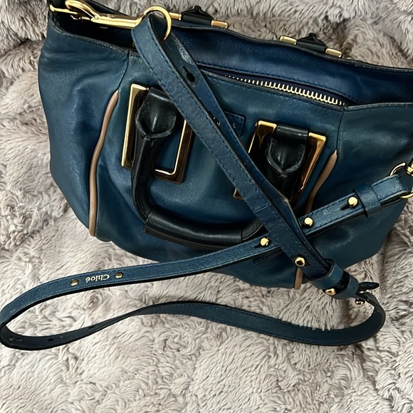 CHLOE Two Way Hand/Crossbody bag in Blue - the only every day bag you will need - Picture 10 of 17